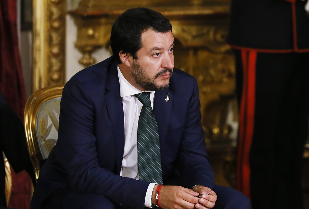 Italia: Salvini se ha ido, pero no para siempre por Soeren Kern